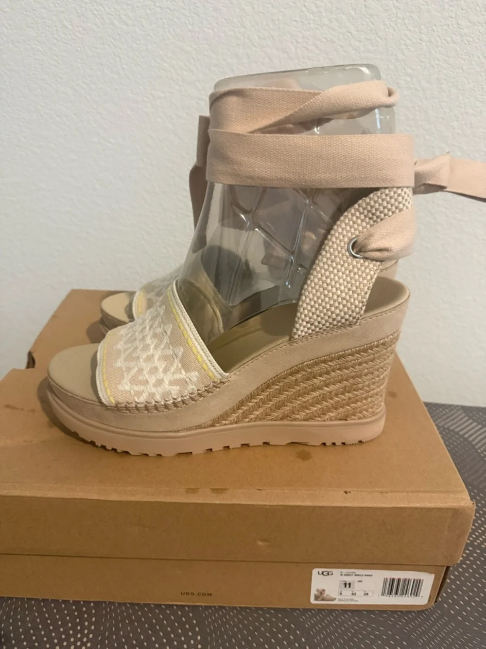 UGG Neutral Lace-Up Espadrille Wedge Sandals Size 11 NEW